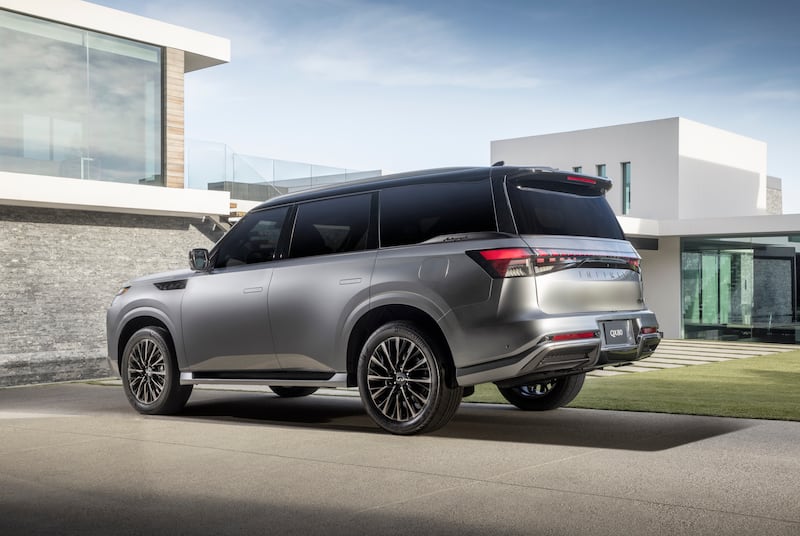 INFINITI QX80, SUV
