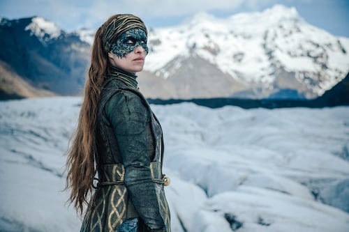 Dragones, traición y romance llega con la miniserie europea La Guerra de los Reinos: dónde verla