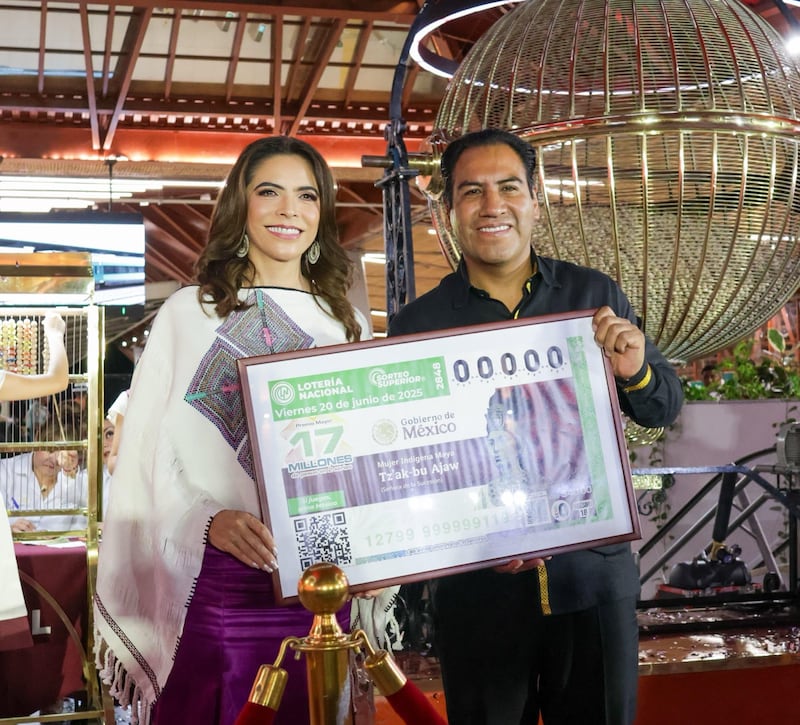 Gobierno de Chiapas y Lotería Nacional dignifican legado de la Reina Roja desde Palenque con Sorteo Superior