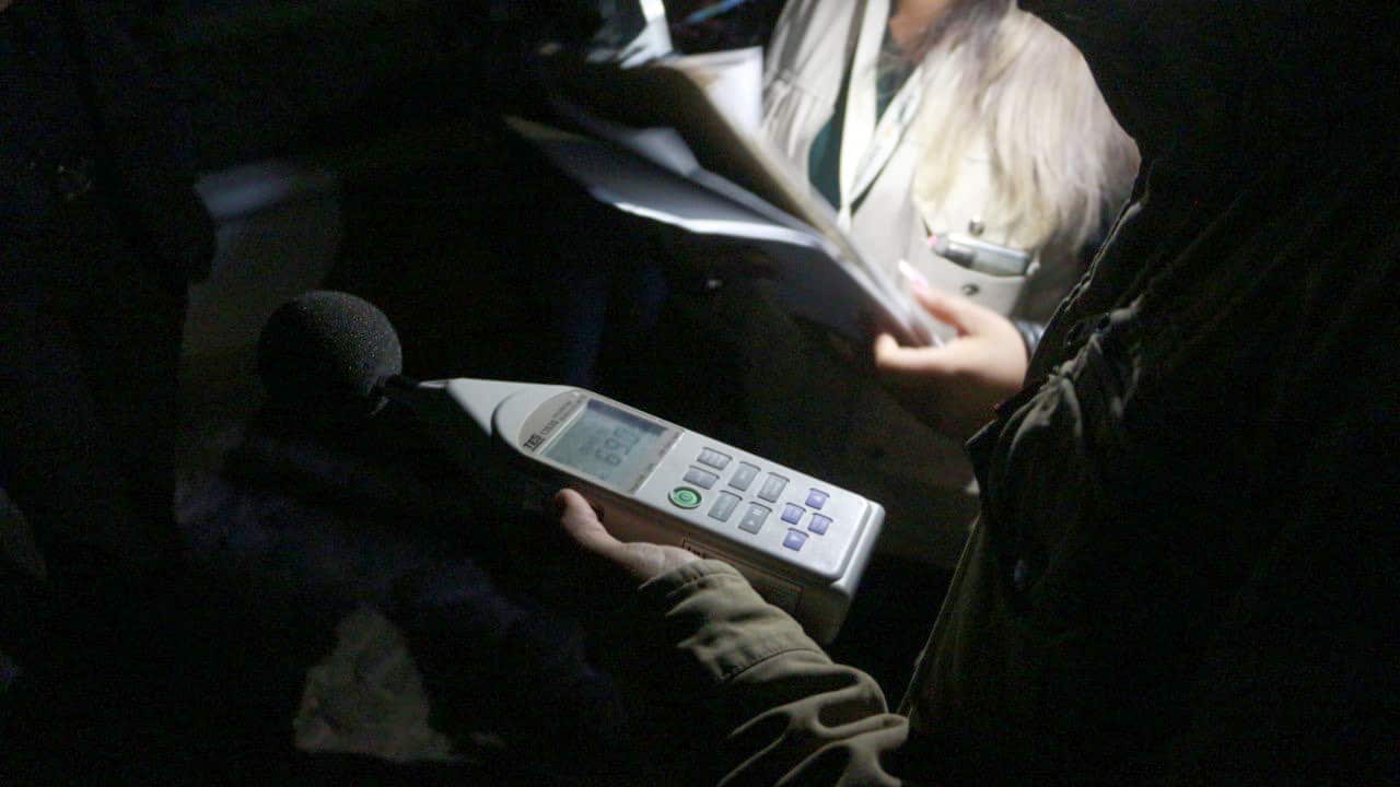 Se levantó un acta de infracción en un salón de eventos, en la que se ordenaron una serie de medidas correctivas.