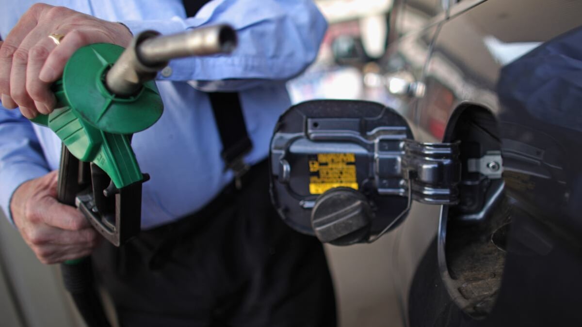 La Profeco recuerda que los consumidores pueden denunciar a las gasolineras que vendan gasolina a precios superiores