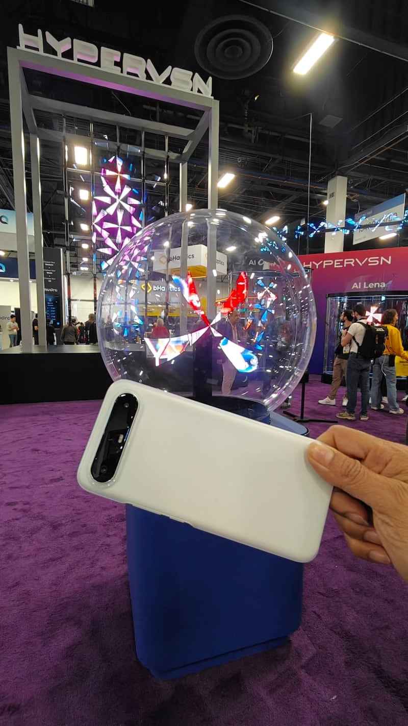 Ultra delgado, ligero y con personalidad propia, el Tecno Pova Slim 5G demuestra que un smartphone puede complementar muy bien tu estilo.