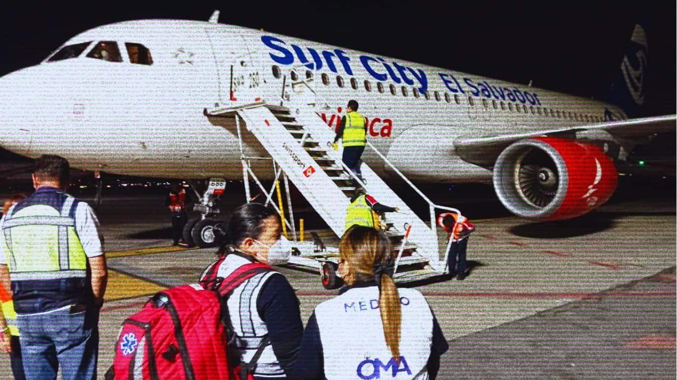 Avión realiza aterrizaje de emergencia