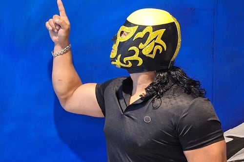 Luchador Pierroth Jr. se desploma en plena función, ¿cuál es su estado de salud?