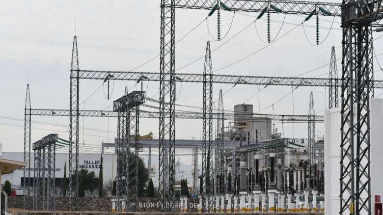 La demanda de energía eléctrica supera a la infraestructura que hay en Querétaro.
