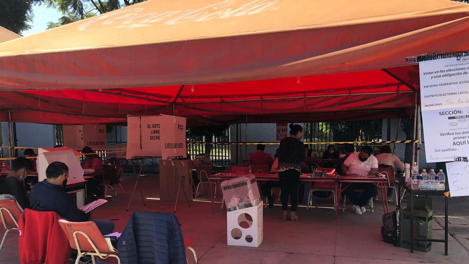 Las presencia de los votantes fue a cuentagotas; la participación fue de apenas uno de cada cinco tlaquepaquenses.