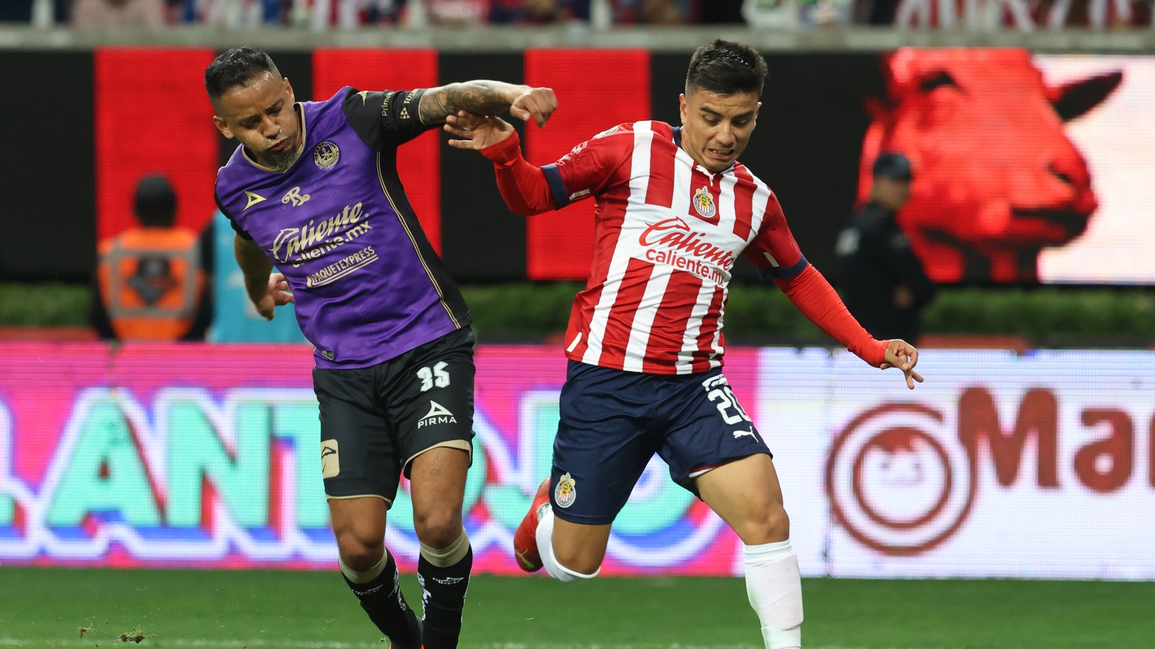 Mazatlán buscará el triunfo ante unas Chivas dolidas