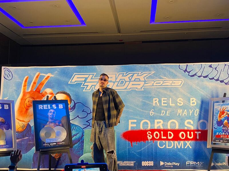 Rels B listo para el show más grande su carrera en CDMX