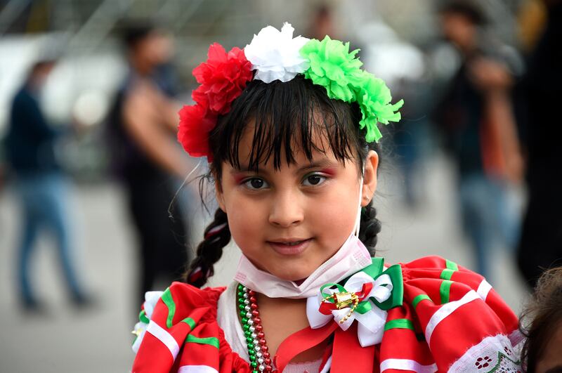 Mexicanos celebran la Independencia de México en el Zócalo capitalino