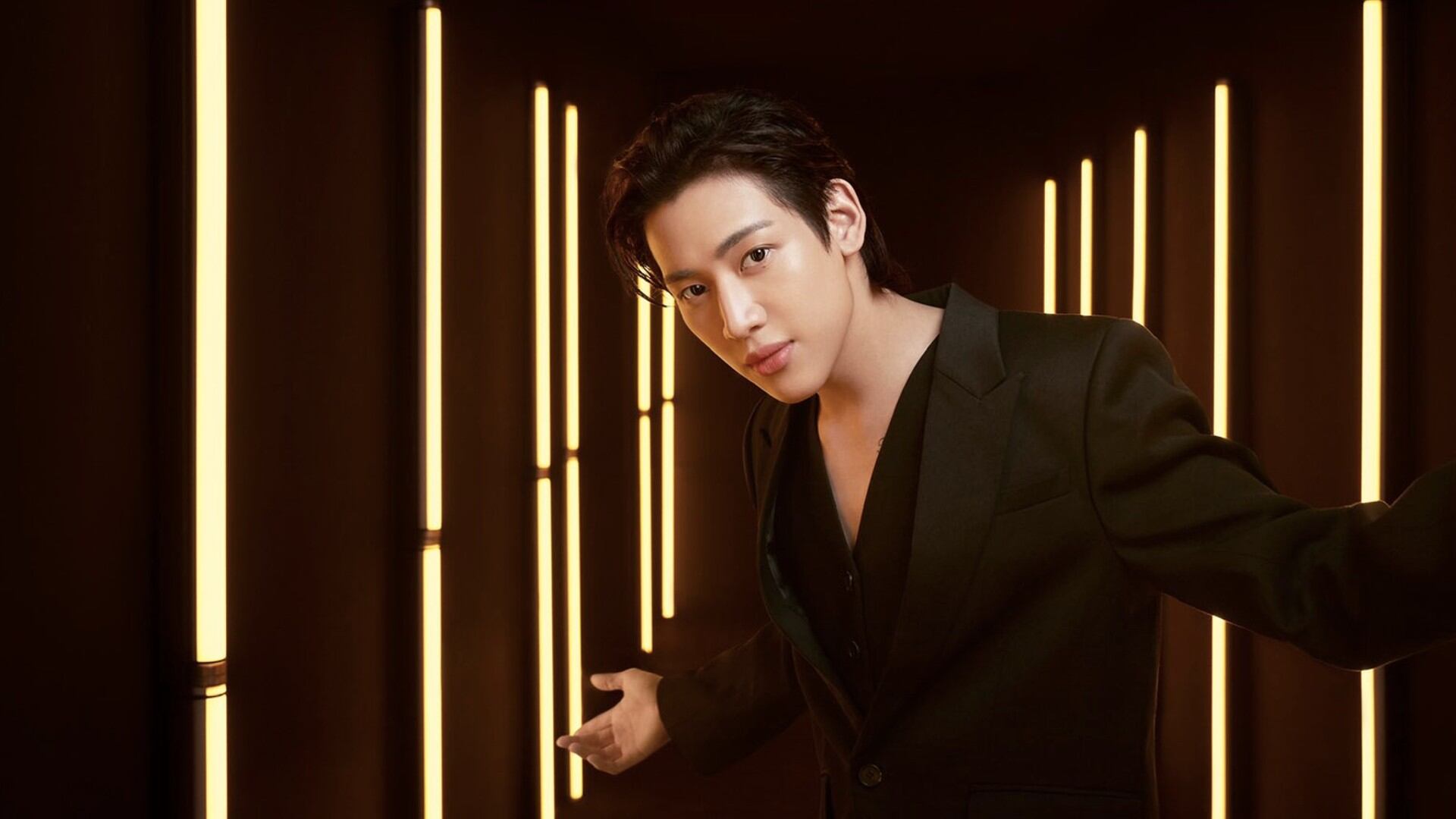 También es embajador de Louis Vuiton.