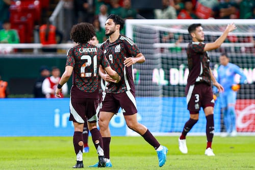 ¡Se completa el equipo! Raúl Jiménez y Chino Huerta se unen a la concentración del Tri