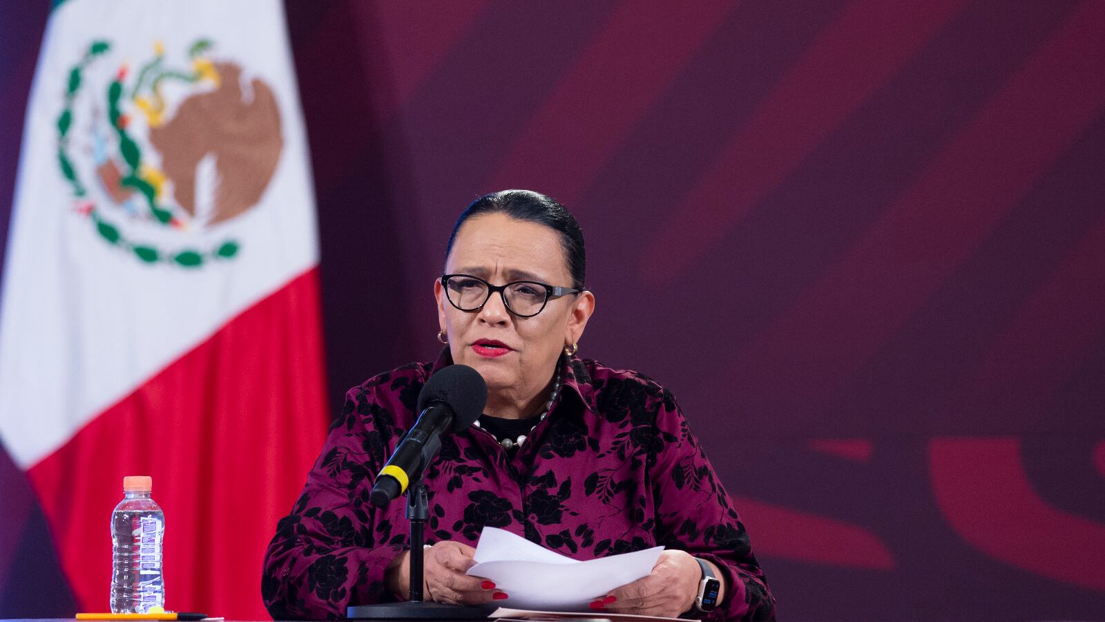 Las autoridades ofrecieron una conferencia de prensa al respecto.