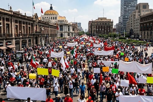 CDMX hoy 1 de mayo: 5 marchas y múltiples concentraciones colapsarán el Centro