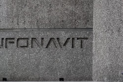 Instalaciones del Infonavit a punto de colapsar por falta de personal de limpieza