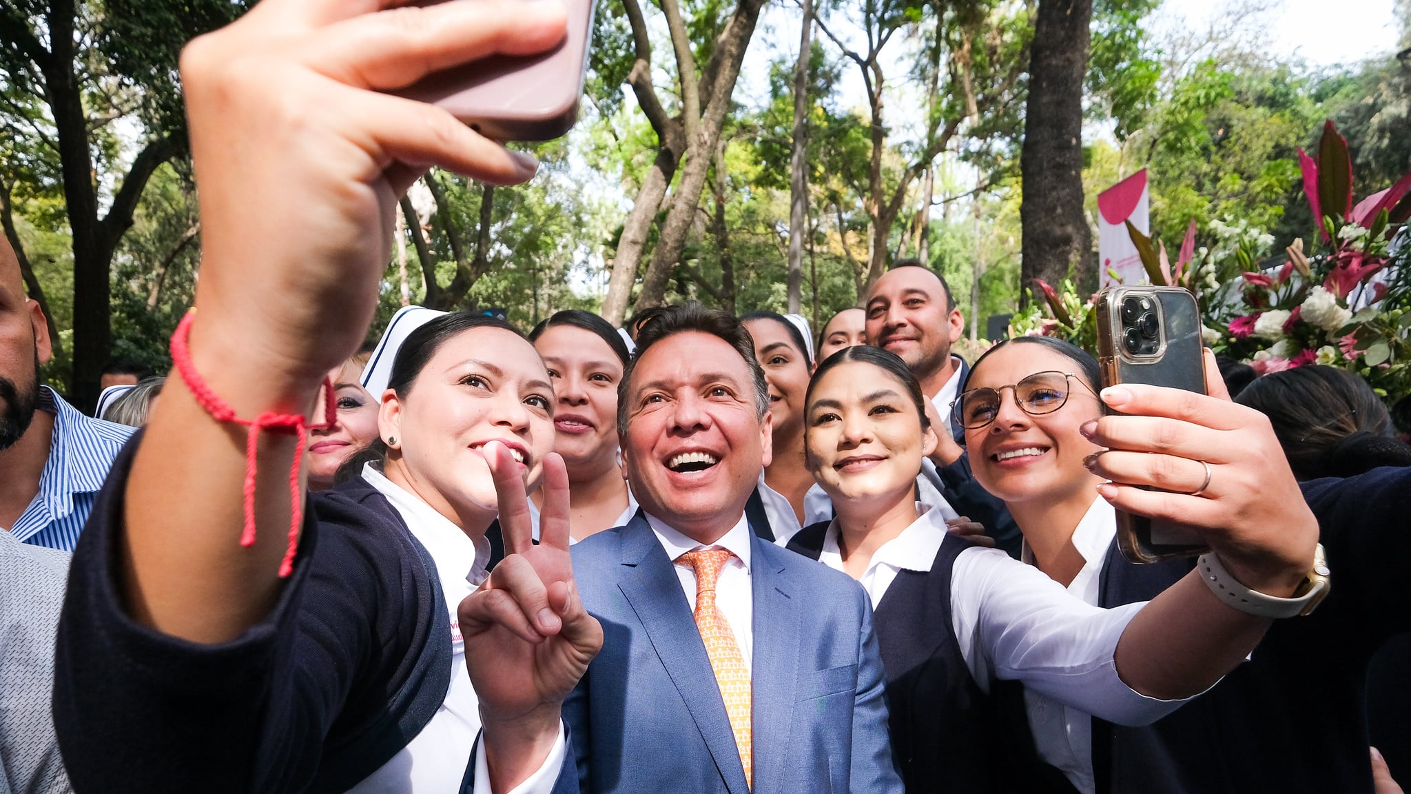 El próximo miércoles 8 de enero, los gobernadores del Occidente y Bajío de México se reunirán en Zacatecas en Reunión Regional, donde el gobernador de Jalisco, Pablo Lemus, se propone presentar múltiples proyectos, entre ellos colocar arcos LPR o de reconocimiento automático de matrículas en vehículos, en las zonas limítrofes entre las entidades.