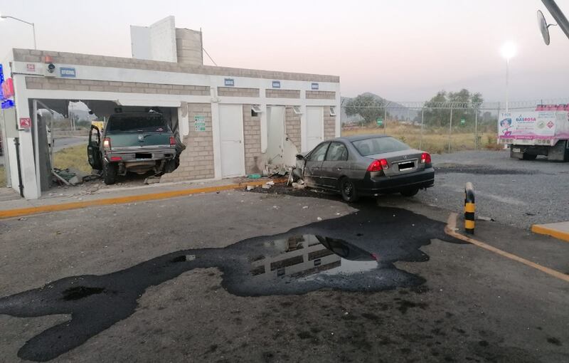 El Ministerio Público se hizo cargo de los dos automotores involucrados en el choque en Tlajomulco.