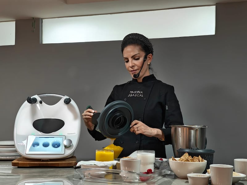 Si tienes una Thermomix en casa, la reconocida chef Paulina Abascal, embajadora de este electrodoméstico, nos comparte sus mejores consejos y recetas