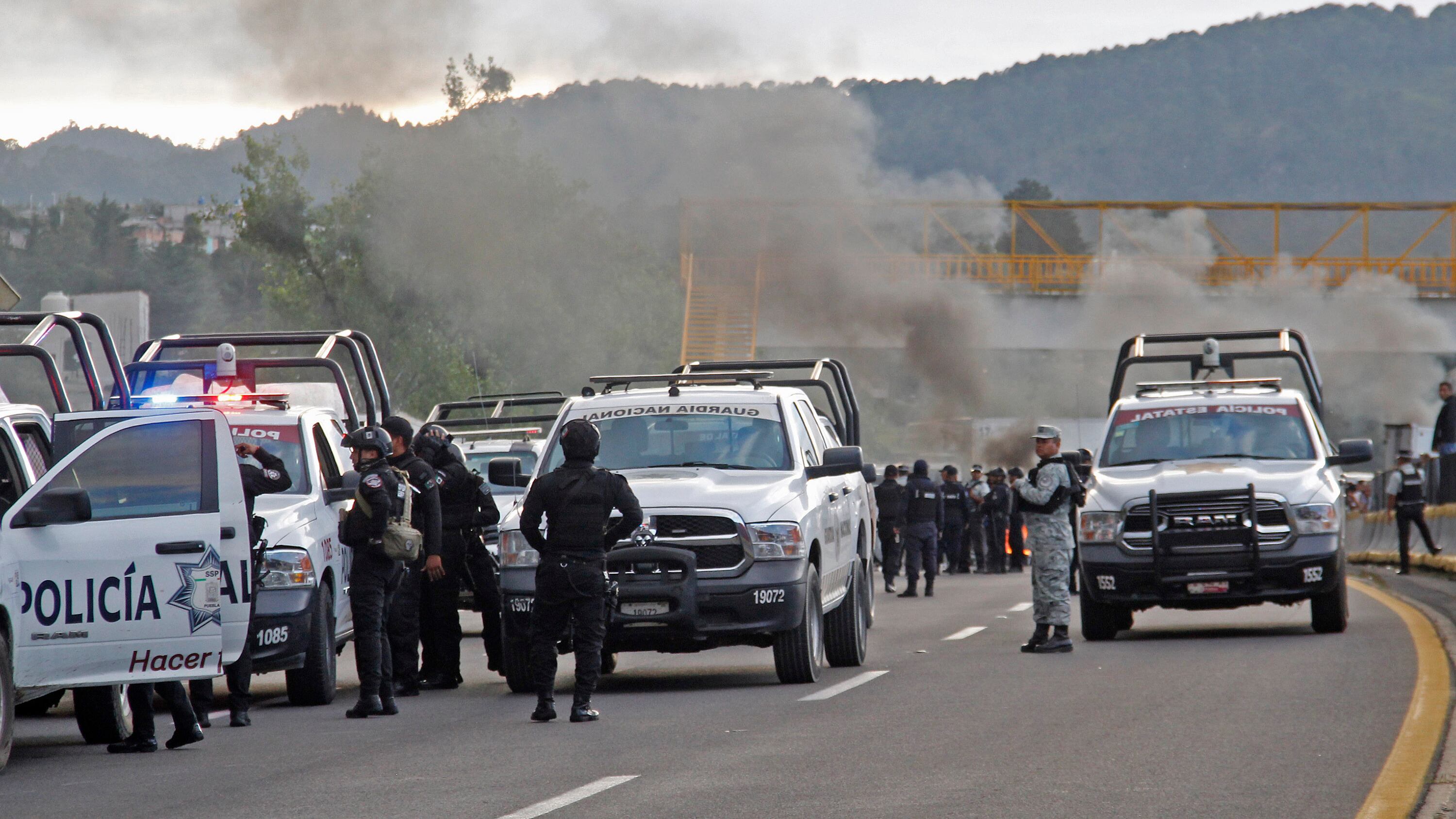 Las manifestaciones llegan a ocasionar daños materiales.