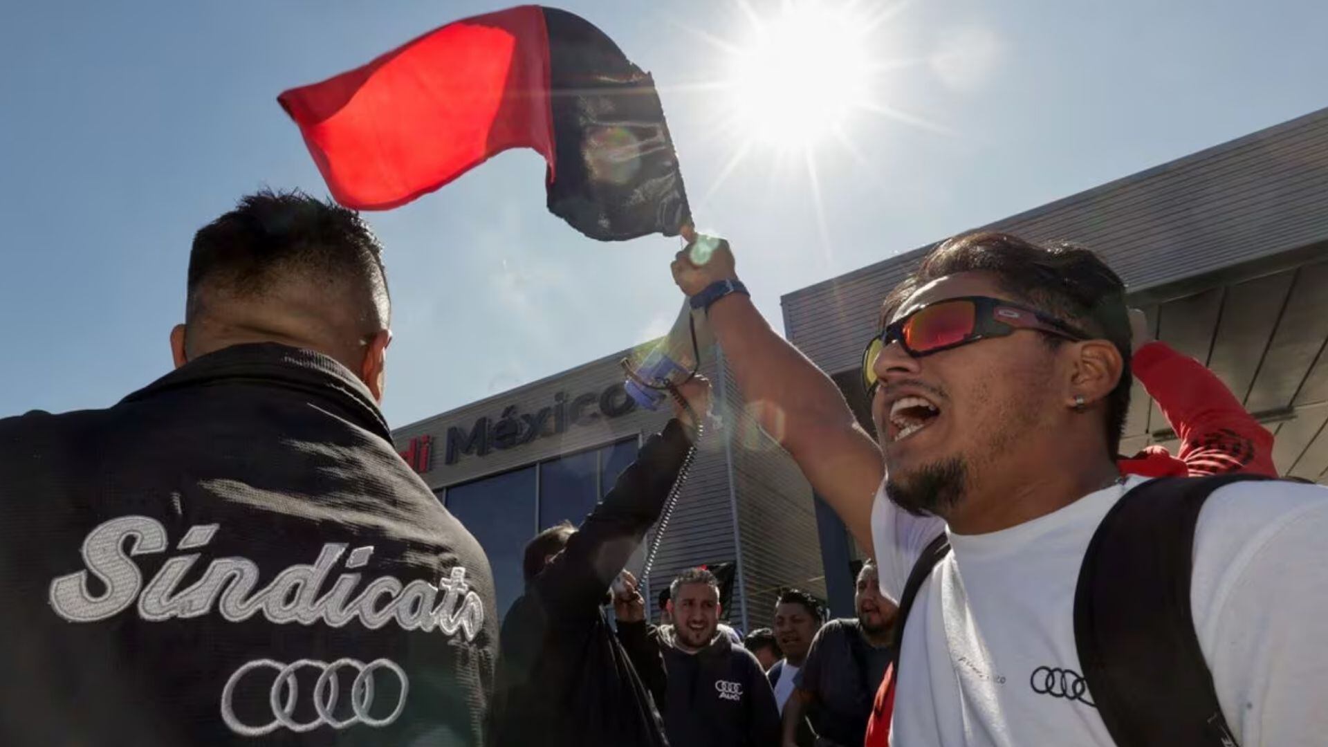 La solicitud del Sitaudi sigue siendo un aumento del 10% en salario y del 5% en prestaciones.