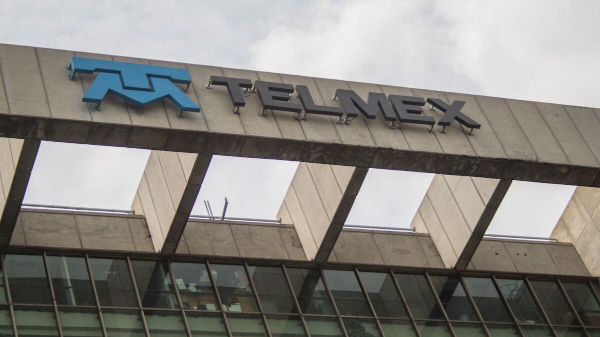 Telmex.