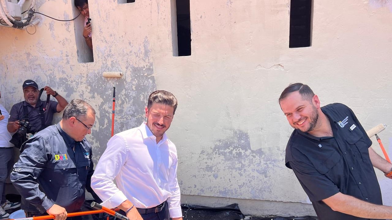 Samuel García y Daniel Acosta dieron el brochzo inicial a los trabajos.