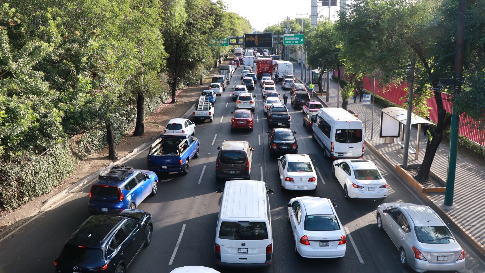 La conversión de un auto Sedán a gas requiere una inversión de 33 mil pesos, aunque llenar un tanque con gas es hasta 53% más barato.