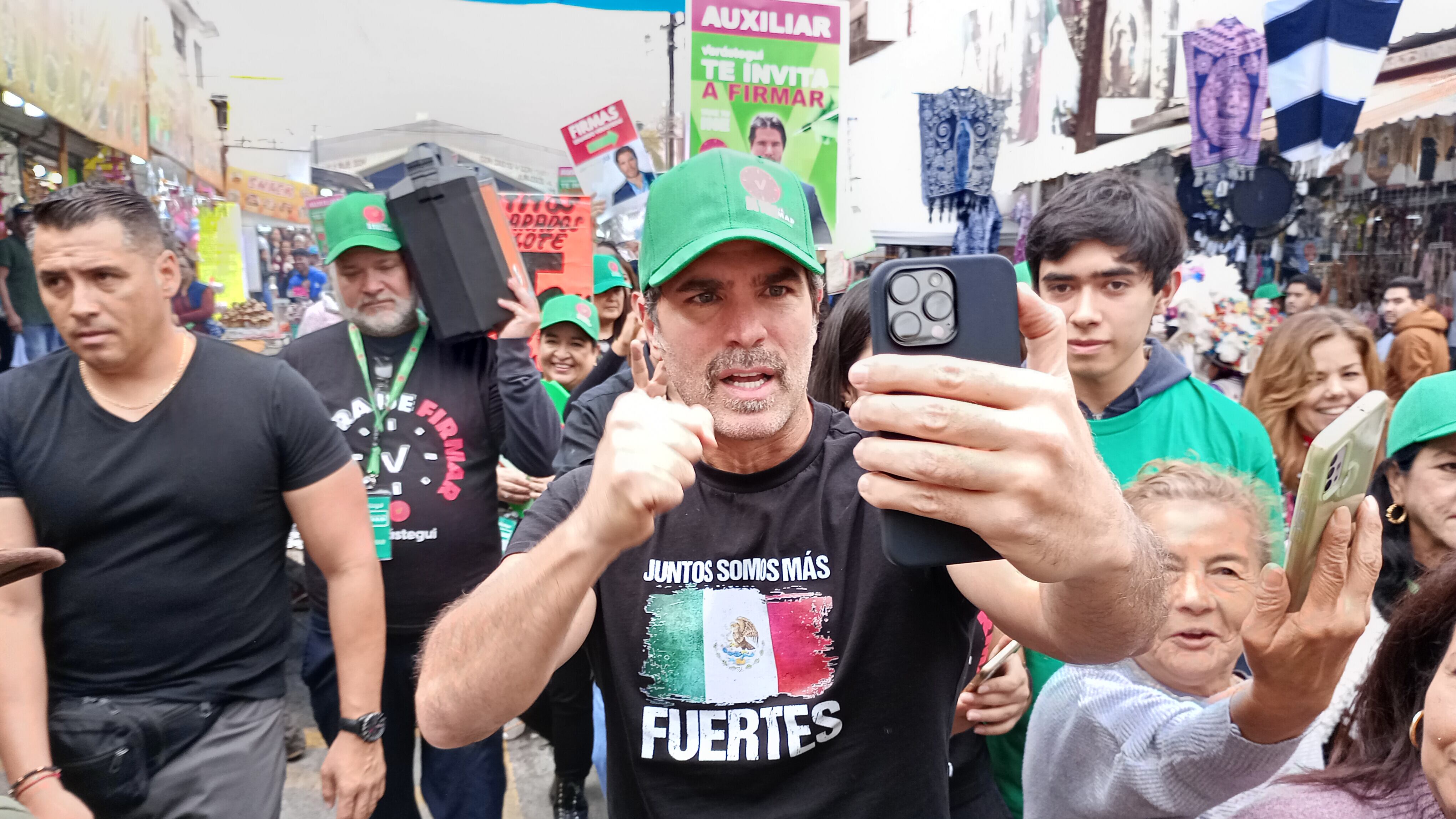 Verástegui denunció que el INE pone demasiadas trabas para que sus seguidores se registren.