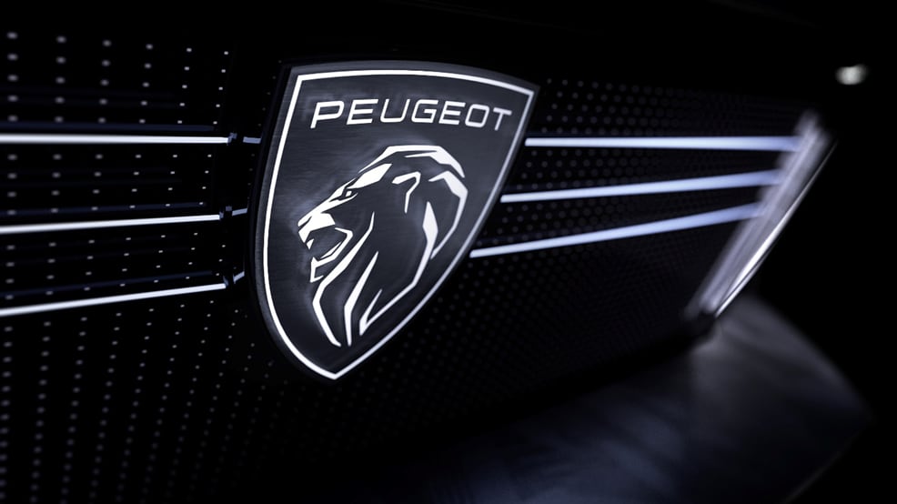 Peugeot revela las primeras imágenes del Inception Concept