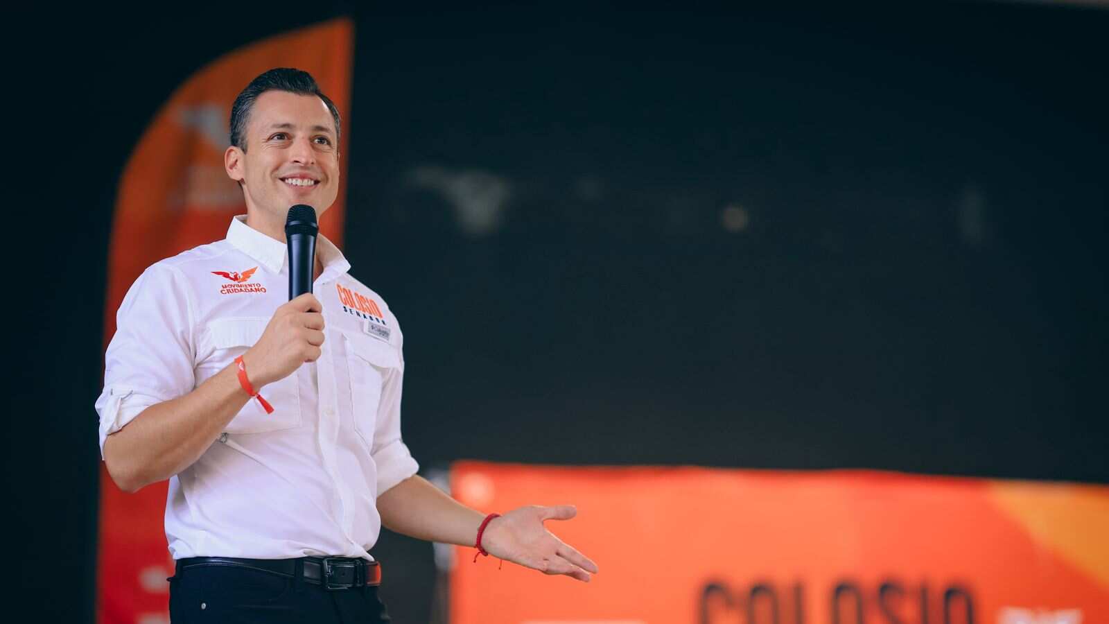 Colosio Riojas señaló que la Federación quiere tapar el sol con un dedo.