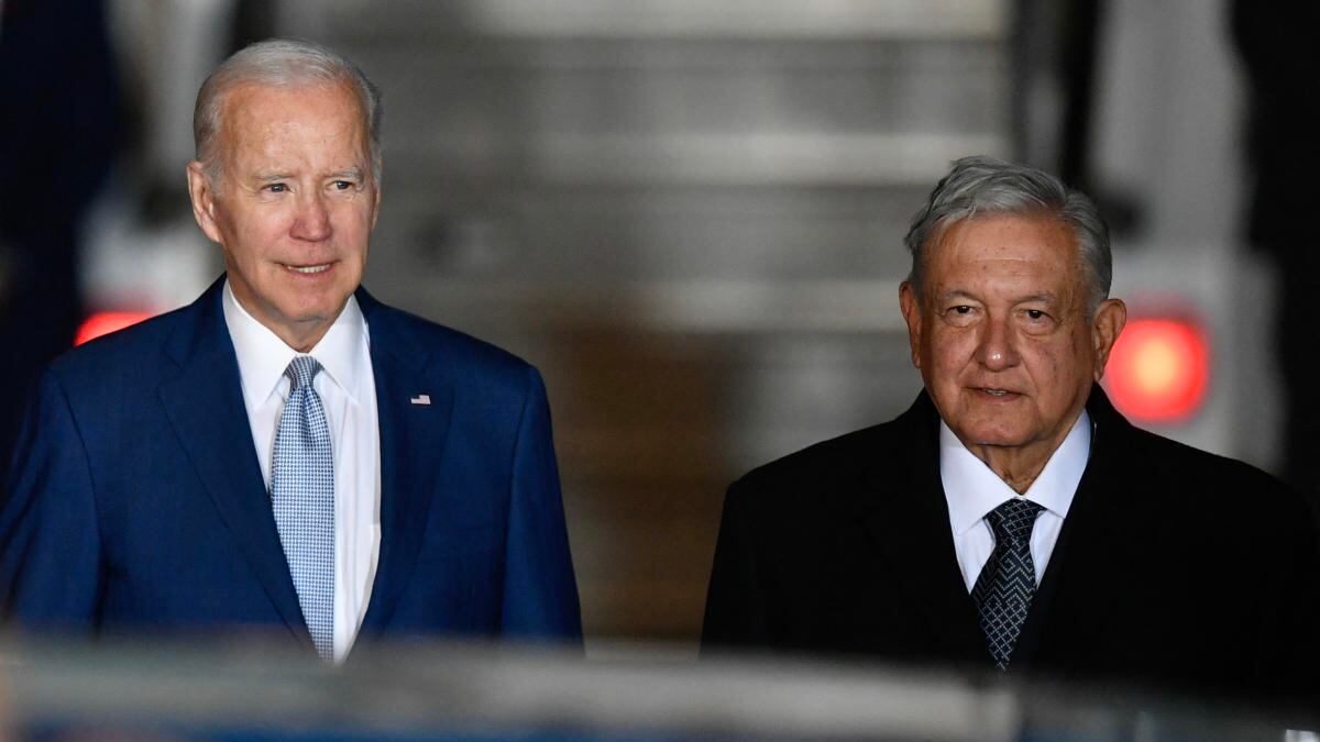AMLO y Biden acordaron continuar con la estrecha cooperación entre los gobiernos para mejorar las vidas de los habitantes de ambos países.