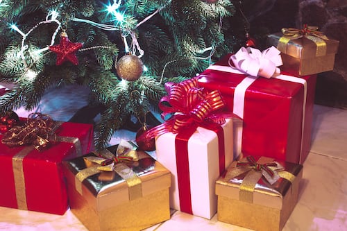 Adolescentes de Florida provocan muerte de hermana mayor por pelear regalos de Navidad  