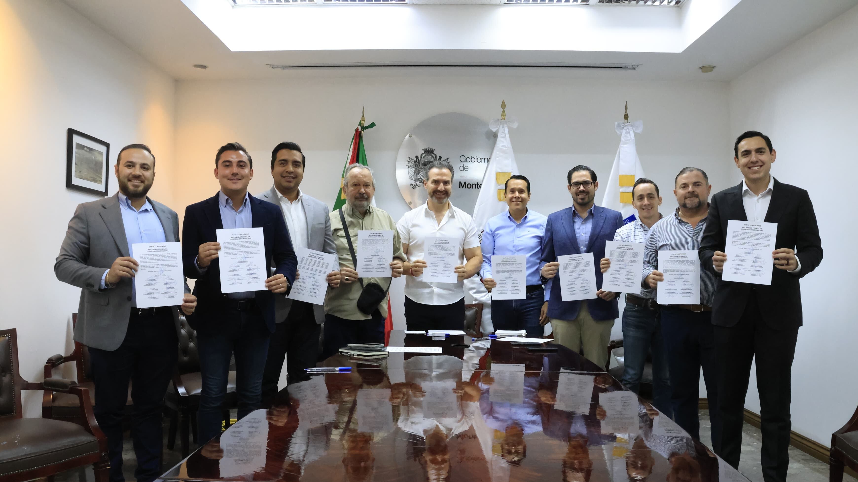 La mayoría de los alcaldes metropolitanos acudieron al llamado de De la Garza.