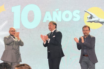 Político Mx celebra una década informando sobre la política de México.