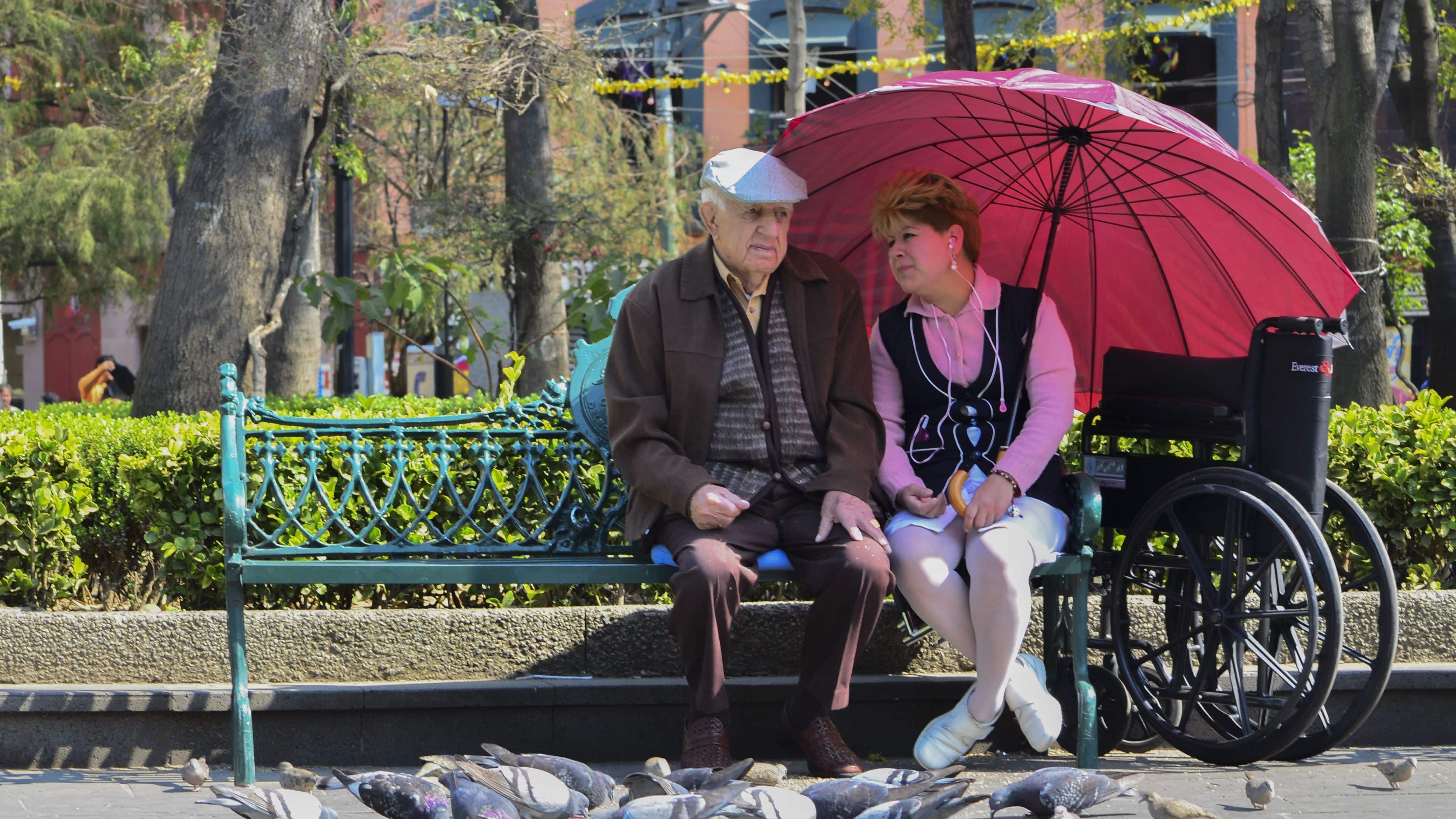 Anuncian cambios en la pensión de adultos mayores (Cuartoscuro).