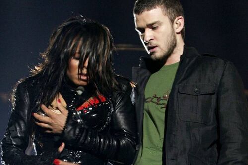 Así fue el escandaloso momento del Super Bowl de Janet Jackson y Justin Timberlake
