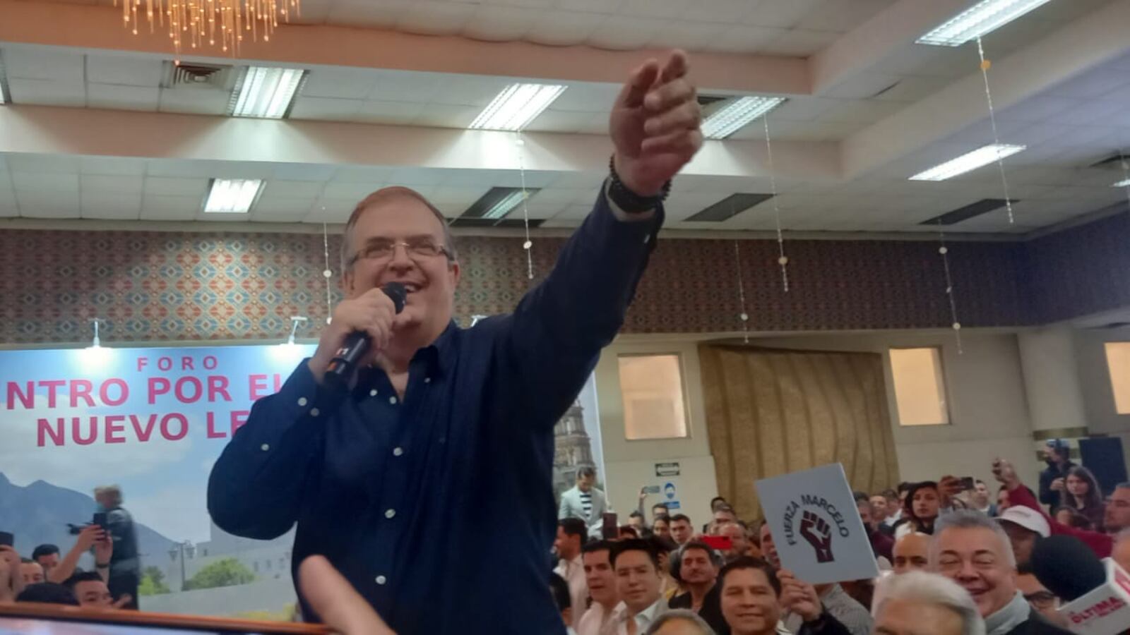 Ebrard encabezó el Foro Encuentro por el Futuro Nuevo León.