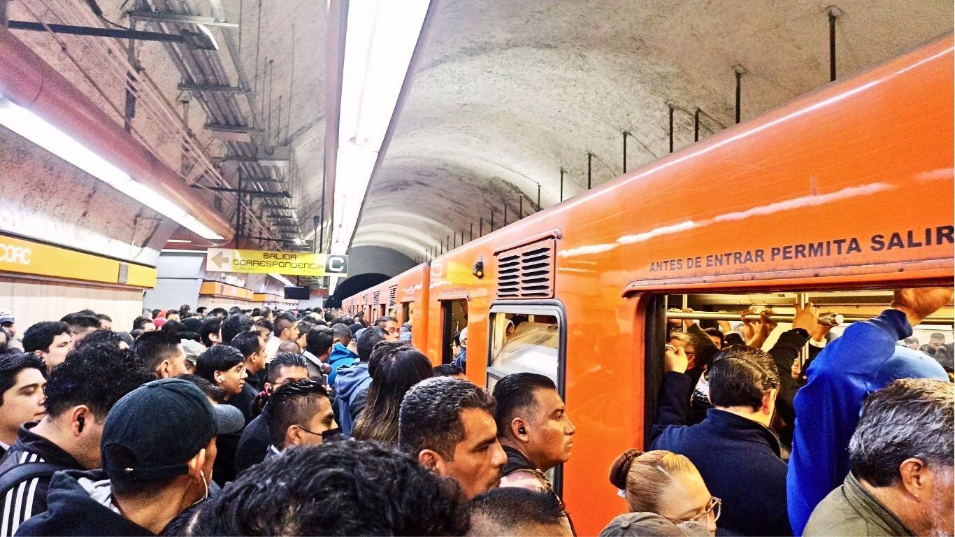 Saturación en el Metro CDMX