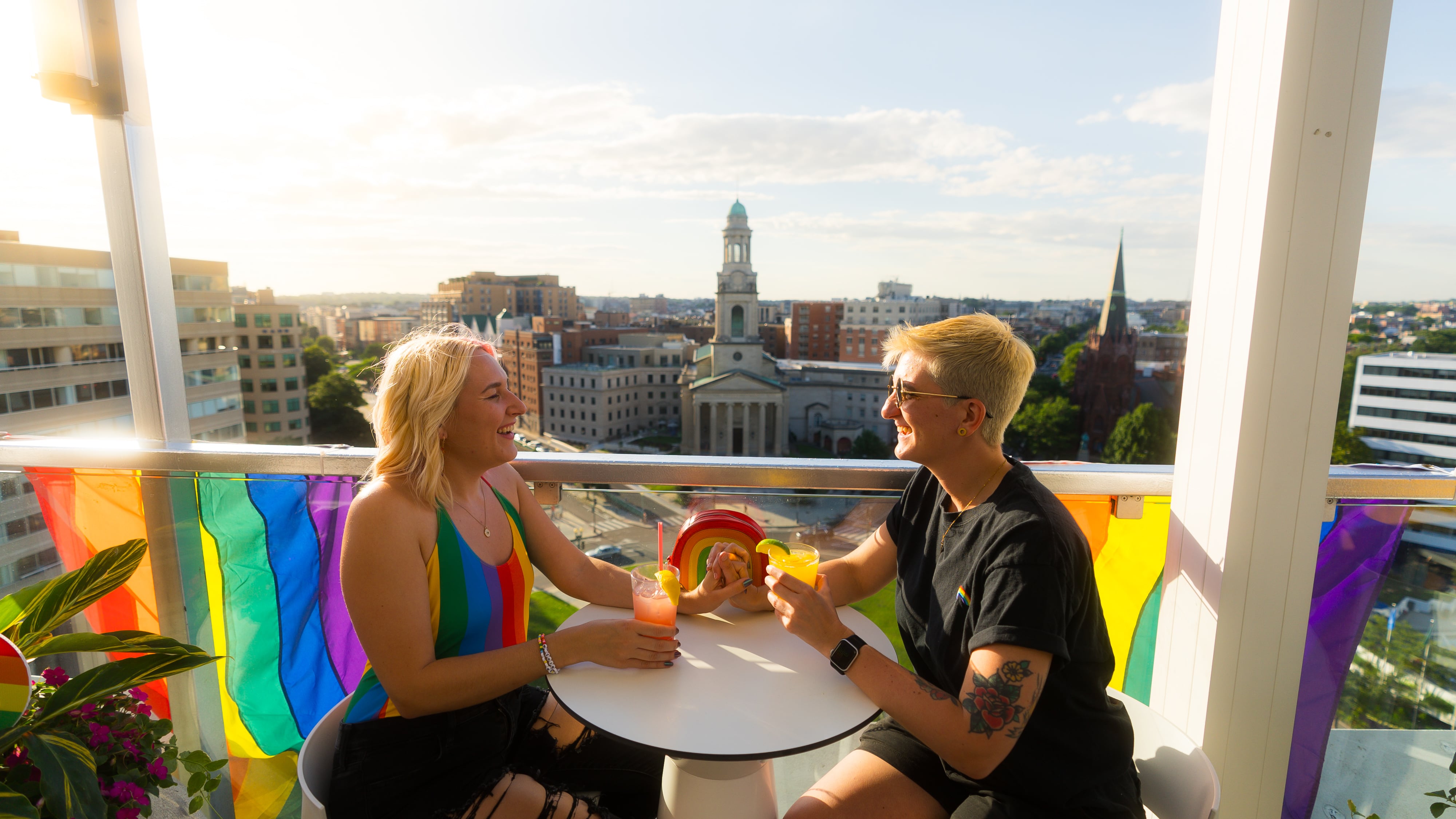 Un nuevo índice nacional posiciona a la capital como el lugar más inclusivo para celebrar el amor entre parejas del mismo sexo