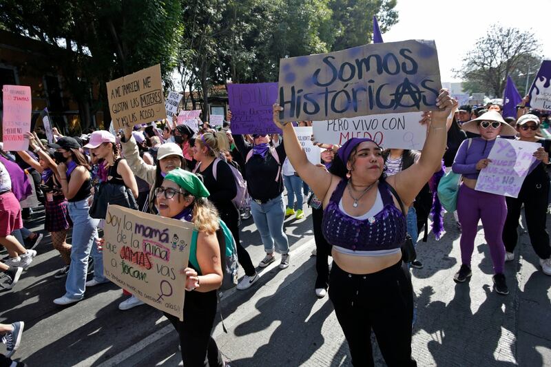 Alzaron la voz contra los violentadores.
