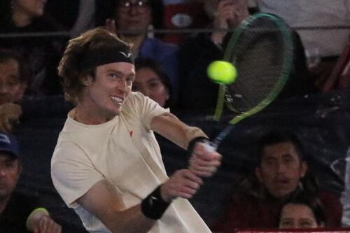Rublev conquista la CDMX tras vencer a Medvedev