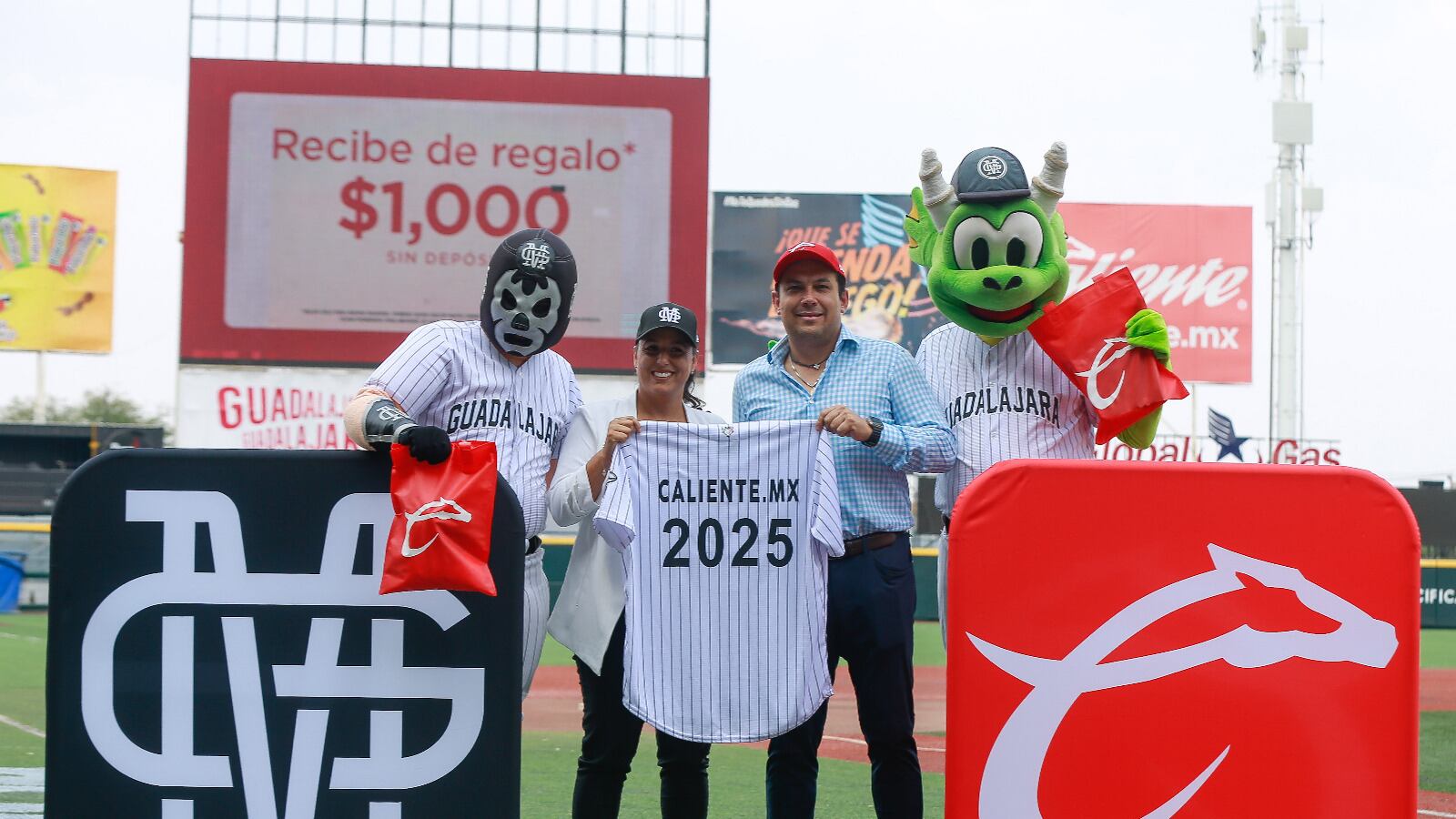 Así se vivió el anuncio de la alianza