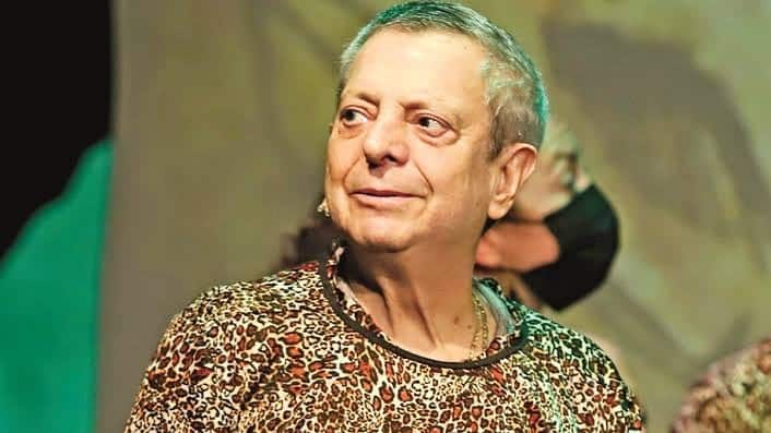 El actor César Bono tuvo que ser operado de emergencia tras una perforación del intestino delgado por una úlcera y ahora se recupera en terapia intensiva.