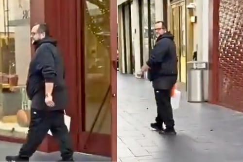 Captan a José Ramón López Beltrán de compras en una exclusiva tienda de lujo en Houston