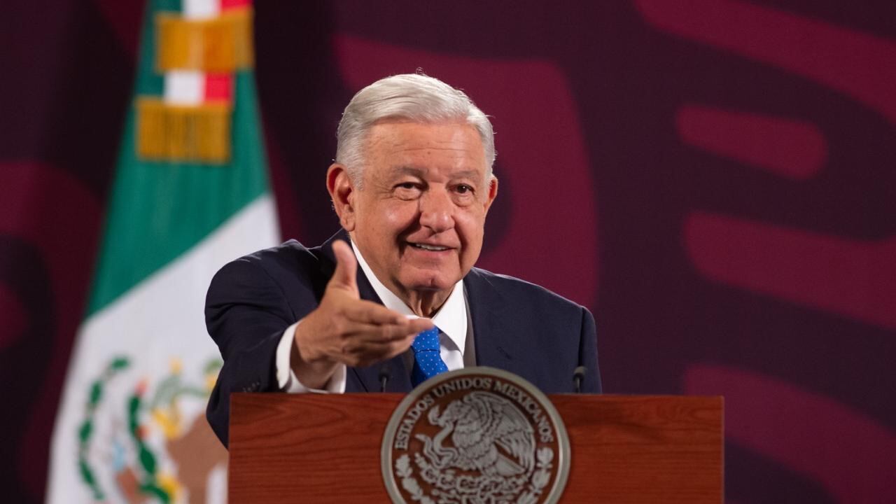 AMLO MAYO RUBÉN FGR