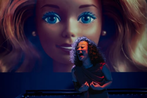 SXTOY reivindica el dolor a través de un discurso empoderador