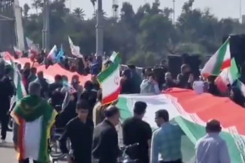 Irán forma cadenas humanas para proteger centrales y puentes ante amenazas de Trump