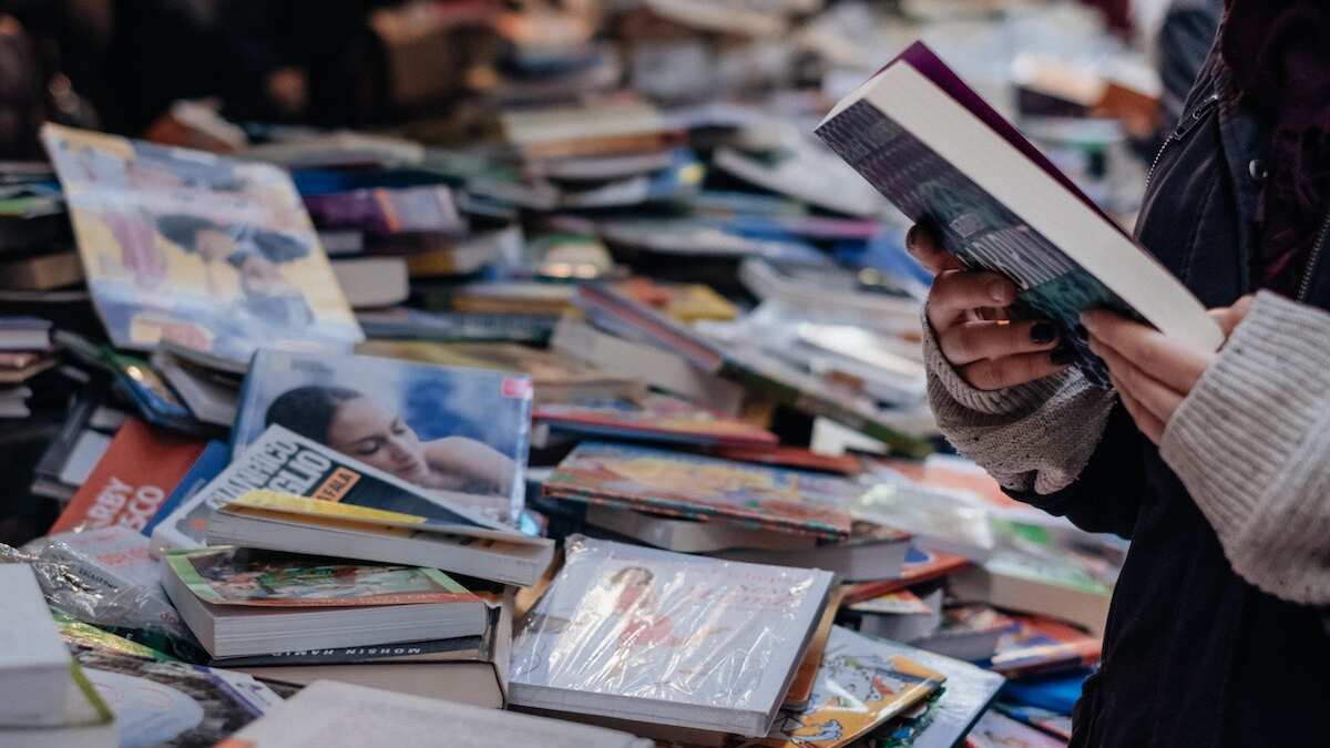 La UNAM rematará más de 45 mil ejemplares de 4 mil títulos.