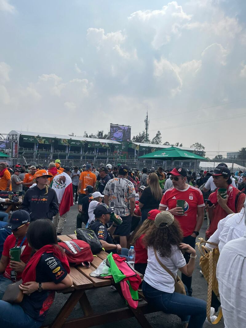 La afición se hace sentir en el GP de México
