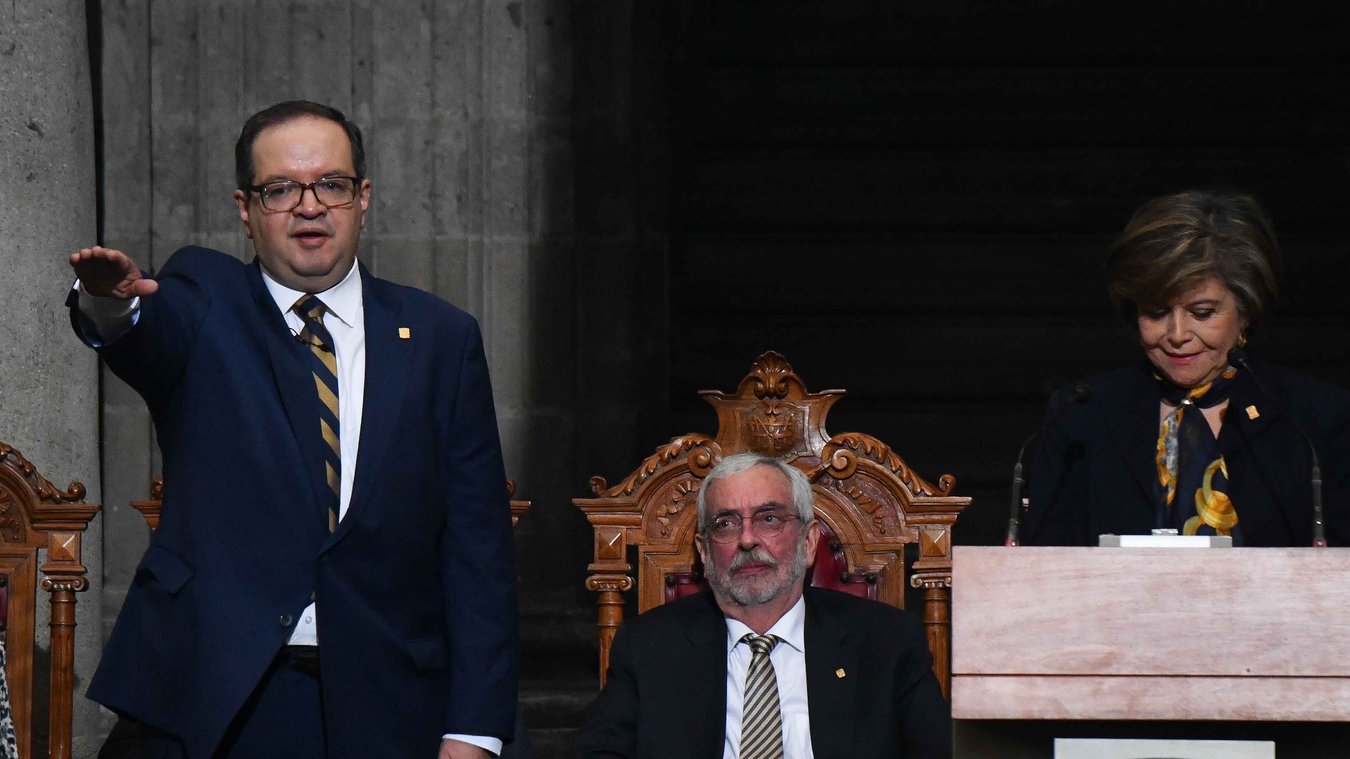 CIUDAD DE MÉXICO, 17NOVIEMBRE2023.- Leonardo Lomelí Vanegas, tomo protesta como nuevo rector de la Universidad Nacional Autónoma de México para el periodo 2023-2027.
FOTO: MARIO JASSO/CUARTOSCURO.COM