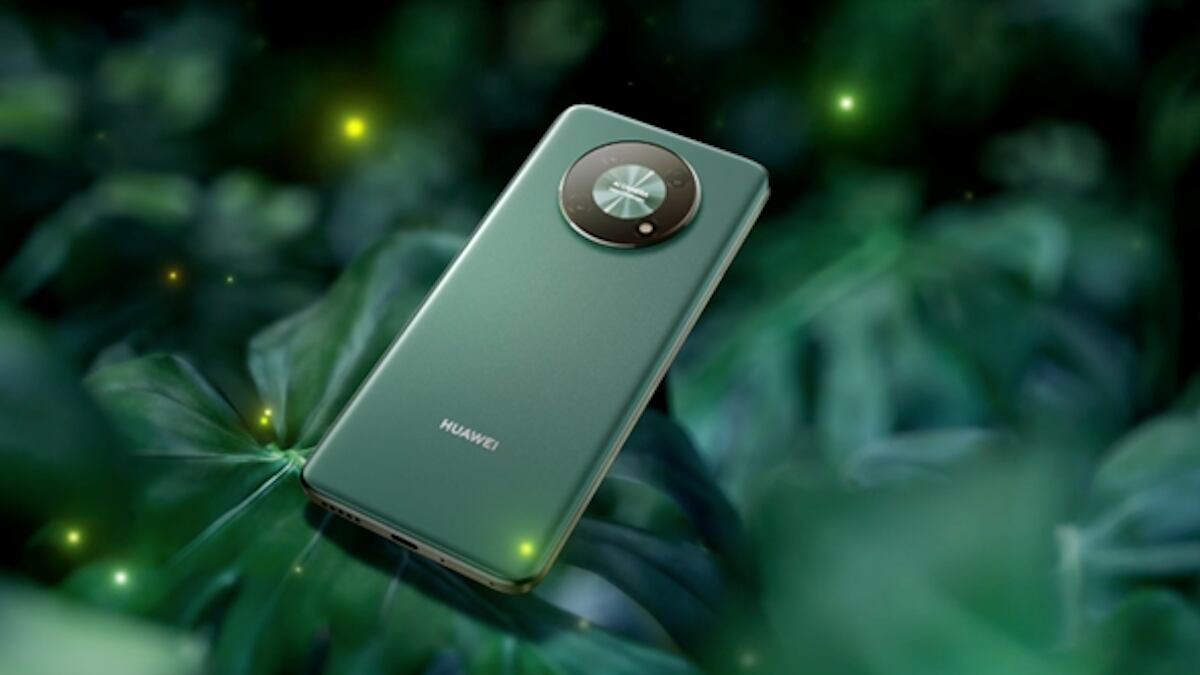 El Huawei nova Y90 es uno de los dispositivos que más sobresale en la gama media. Su diseño seducirá a los usuarios de la generación Z. Su módulo de cámaras te dará fotografías de gran calidad.